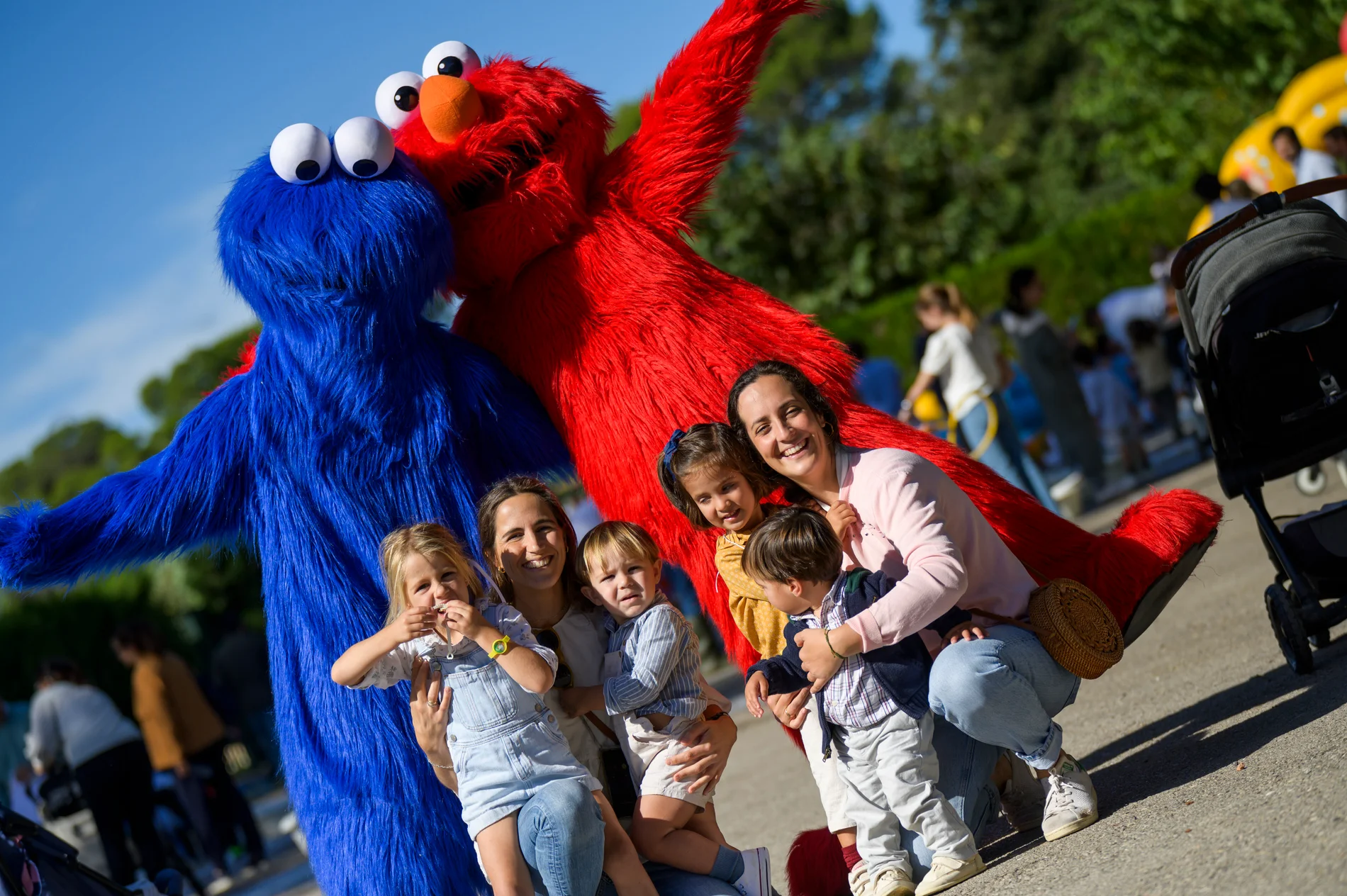 Alumnas con profesora